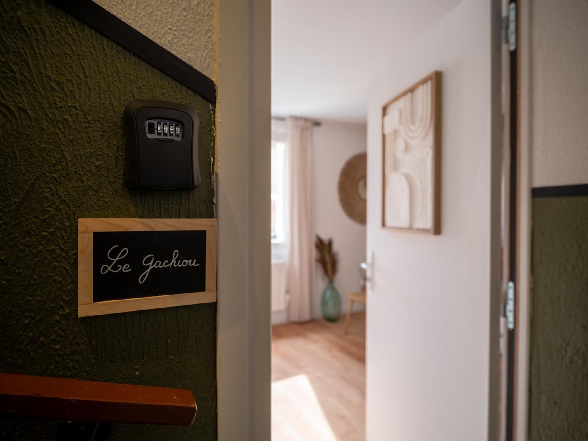 Le Gachiou - Studio 2 Couchages - Centre Historique Aubagne Εξωτερικό φωτογραφία